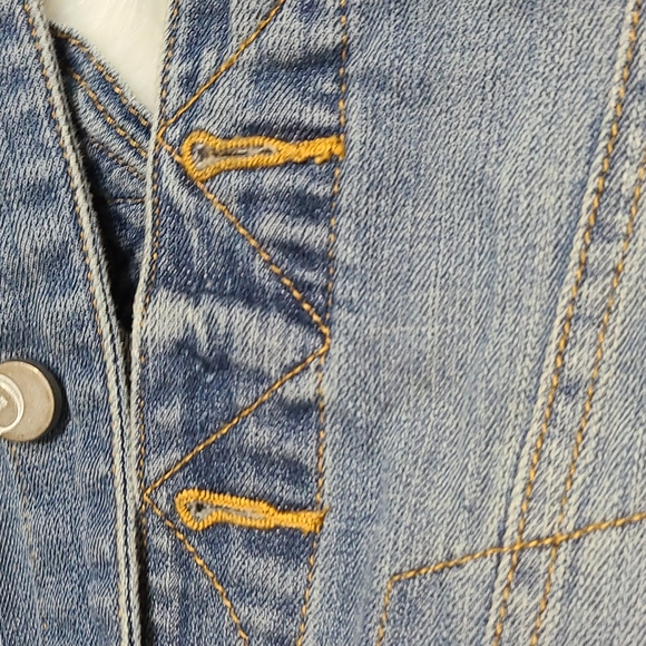 Cato Jean Jacket w/ Front Button Pockets - Picture 5 of 6